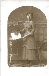 Frieda Recht circa 1914
